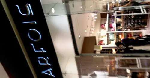 PARFOIS TITAN PLAZA PARFOIS TITAN PLAZA